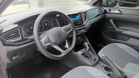 VOLKSWAGEN Nivus 1.0 4P FLEX 200 TSI HIGHLINE TURBO AUTOMÁTICO, Foto 8