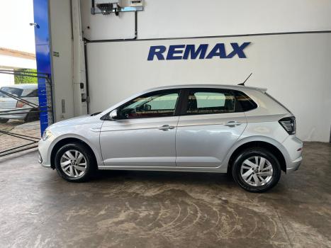 VOLKSWAGEN Polo Hatch 1.0 12V 4P 200 TSI  COMFORTLINE AUTOM�TICO, Foto 8