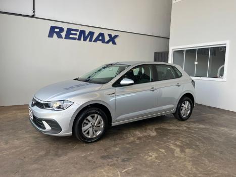 VOLKSWAGEN Polo Hatch 1.0 12V 4P 200 TSI  COMFORTLINE AUTOM�TICO, Foto 4