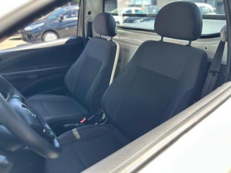 VOLKSWAGEN Saveiro 1.6 16V FLEX MSI ROBUST CABINE SIMPLES, Foto 13