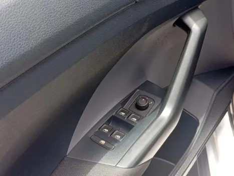 VOLKSWAGEN T-Cross 1.0 4P 200 TSI FLEX SENSE AUTOM�TICO, Foto 15