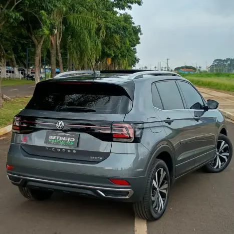 VOLKSWAGEN T-Cross 1.4 4P 250 TSI FLEX HIGHLINE AUTOM�TICO, Foto 16