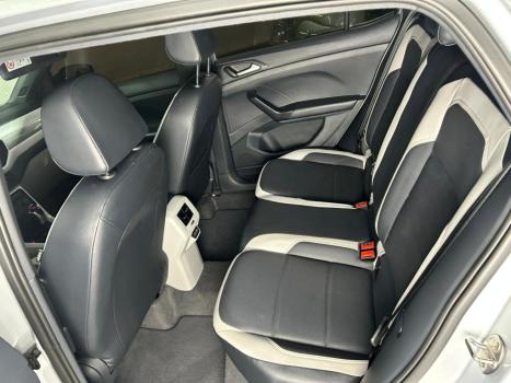 VOLKSWAGEN T-Cross 1.4 4P 250 TSI FLEX HIGHLINE AUTOM�TICO, Foto 21