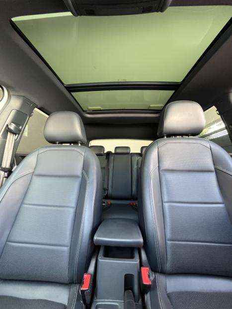 VOLKSWAGEN T-Cross 1.4 4P 250 TSI FLEX HIGHLINE AUTOM�TICO, Foto 9