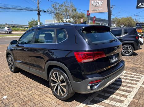 VOLKSWAGEN Taos 1.4 16V 4P FLEX 250 TSI HIGHLINE AUTOM�TICO, Foto 6