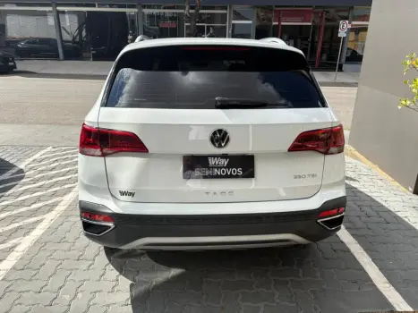 VOLKSWAGEN Taos 1.4 16V 4P FLEX 250 TSI HIGHLINE AUTOM�TICO, Foto 5
