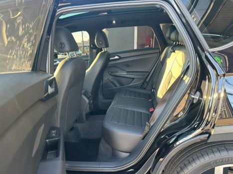 VOLKSWAGEN Taos 1.4 16V 4P FLEX 250 TSI HIGHLINE AUTOM�TICO, Foto 17