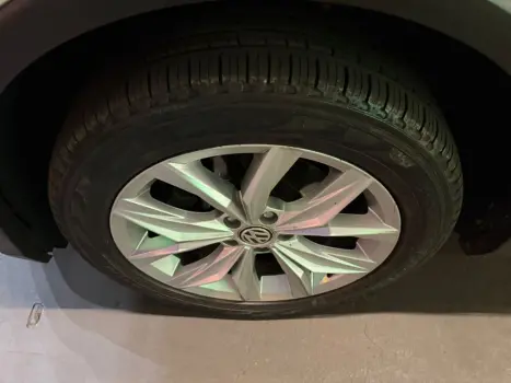 VOLKSWAGEN Tiguan 1.4 250 TSI TOTAL FLEX ALLSPACE TURBO AUTOMÁTICO TIPTRONIC, Foto 14 VOLKSWAGEN Tiguan 1.4 250 TSI TOTAL FLEX ALLSPACE TURBO AUTOMÁTICO TIPTRONIC, Foto 14