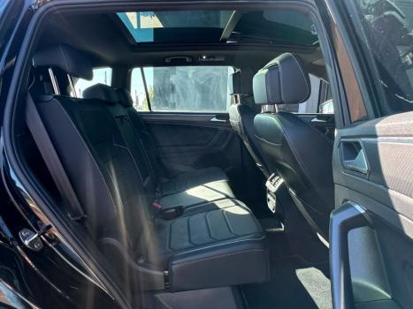 VOLKSWAGEN Tiguan 2.0 350 TSI TOTAL FLEX ALLSPACE R-LINE 4-MOTION TURBO AUTOM�TICO DSG, Foto 19