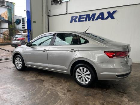 VOLKSWAGEN Virtus 1.0 4P 200 TSI FLEX COMFORTLINE AUTOMTICO, Foto 6