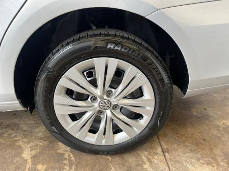 VOLKSWAGEN Voyage 1.0 4P FLEX, Foto 7