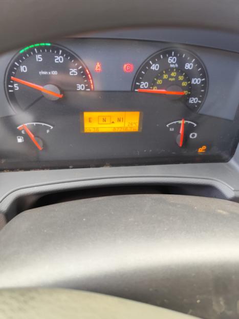 VOLVO VM 270 6X2 SRIE 10 ANOS, Foto 4