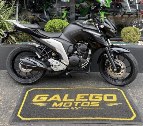 YAMAHA FZ 25 250 Fazer Flex , Foto 1