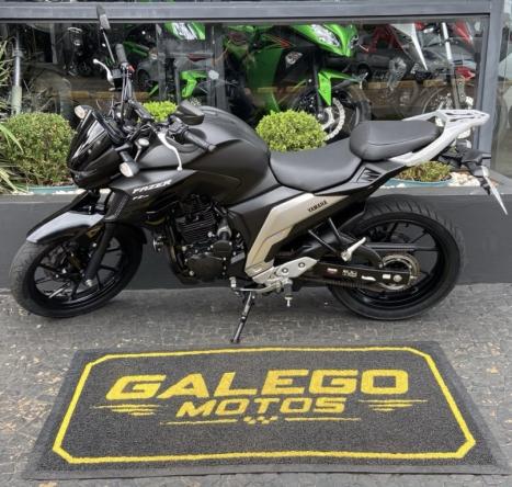 YAMAHA FZ 25 250 Fazer Flex , Foto 2