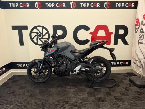 YAMAHA MT-03 300 ABS, Foto 1