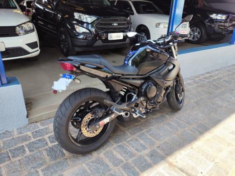 YAMAHA XJ6 600 SP, Foto 4