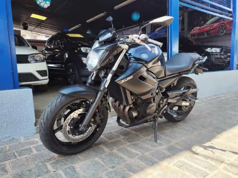 YAMAHA XJ6 600 SP, Foto 4