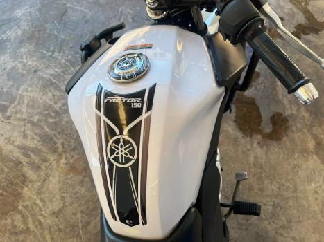 YAMAHA YBR 150 FACTOR ED, Foto 4