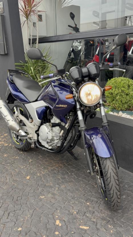 YAMAHA YS Fazer 250 , Foto 3