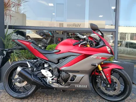 YAMAHA YZF R3 300 ABS, Foto 1