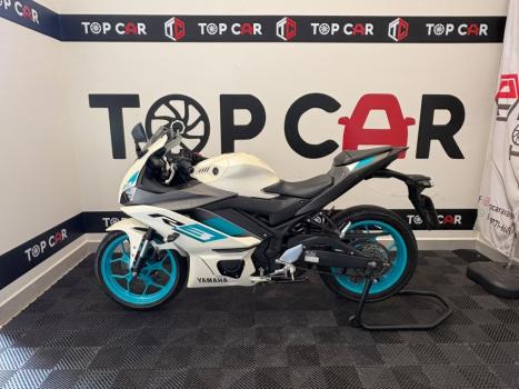 YAMAHA YZF R3 320 ABS, Foto 1