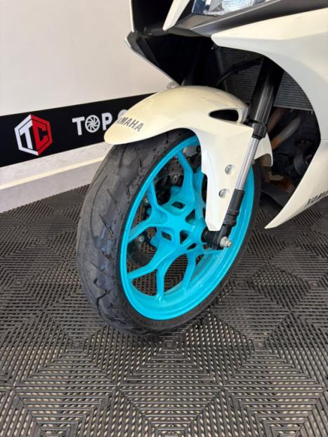 YAMAHA YZF R3 320 ABS, Foto 7