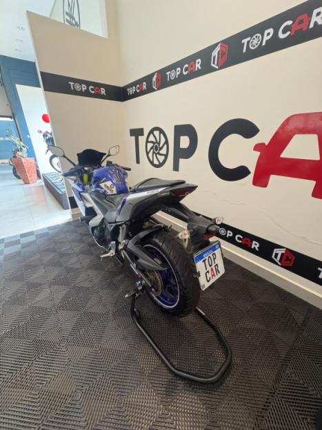 YAMAHA YZF R3 320 ABS, Foto 2