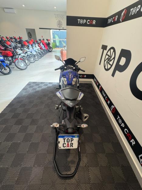 YAMAHA YZF R3 320 ABS, Foto 5