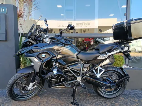 BMW R 1250 GS TRIPLE BLACK, Foto 2