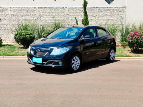 CHEVROLET Onix Hatch 1.4 4P FLEX LT, Foto 3