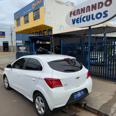 CHEVROLET Onix Hatch 1.4 4P FLEX LT AUTOMTICO, Foto 12