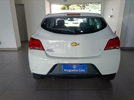 CHEVROLET Onix Hatch 1.4 4P FLEX LT, Foto 9