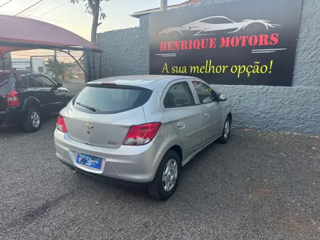 CHEVROLET Onix Hatch 1.0 4P FLEX LT, Foto 3