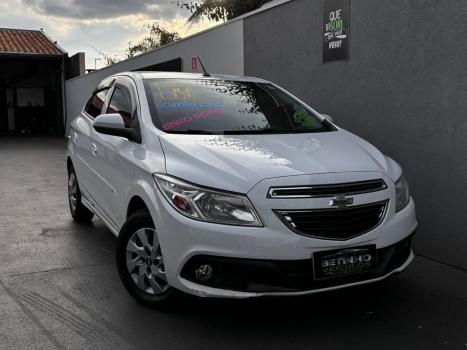 CHEVROLET Onix Hatch 1.0 4P FLEX LT, Foto 2