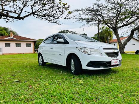 CHEVROLET Onix Hatch 1.0 4P FLEX LT, Foto 4