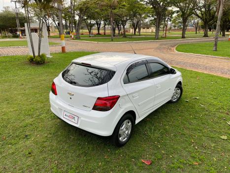 CHEVROLET Onix Hatch 1.0 4P FLEX LT, Foto 6
