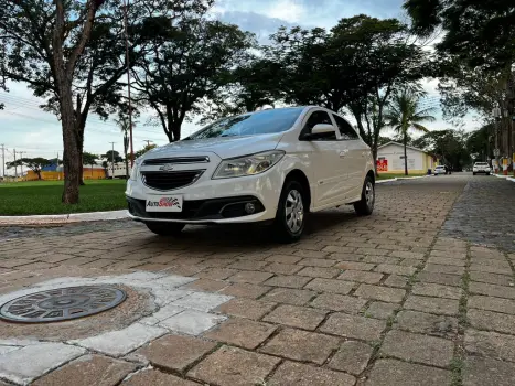 CHEVROLET Onix Hatch 1.0 4P FLEX LT, Foto 1