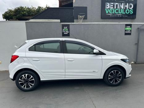CHEVROLET Onix Hatch 1.4 4P FLEX LT, Foto 4