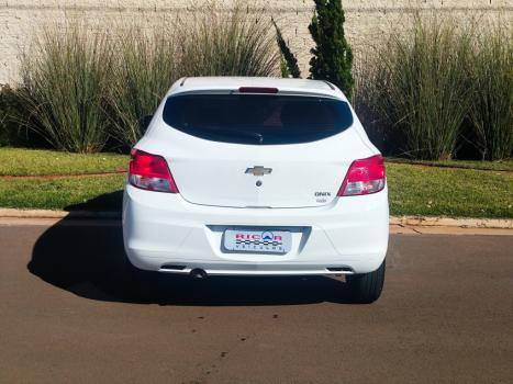 CHEVROLET Onix Hatch 1.0 4P FLEX LS, Foto 5