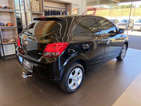 CHEVROLET Onix Hatch 1.0 4P FLEX JOY, Foto 4