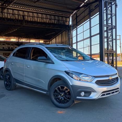 CHEVROLET Onix Hatch 1.4 4P FLEX ACTIV AUTOMTICO, Foto 2
