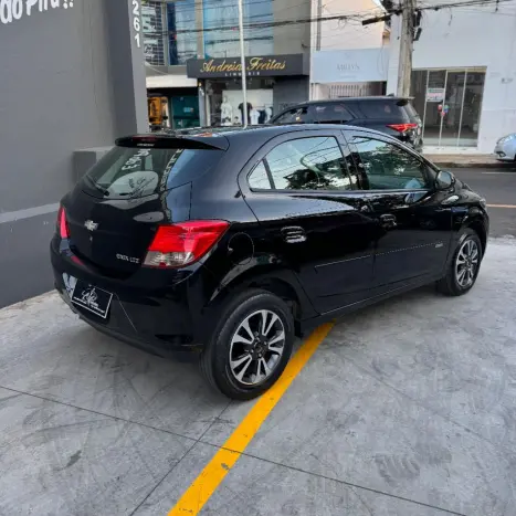 CHEVROLET Onix Hatch 1.4 4P FLEX LTZ AUTOMTICO, Foto 3