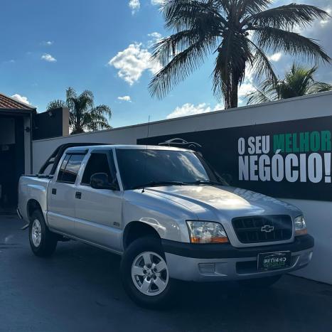 CHEVROLET S10 2.4 CABINE DUPLA, Foto 2