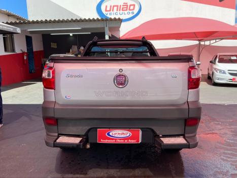 FIAT Strada 1.4 WORKING CELEBRATION FLEX CABINE SIMPLES, Foto 4