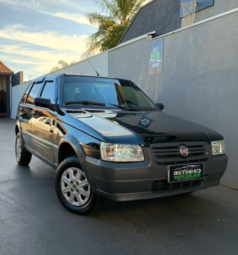 FIAT Uno 1.0 4P MILLE CELEBRATION, Foto 2