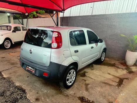 FIAT Uno 1.0 FLEX VIVACE, Foto 4