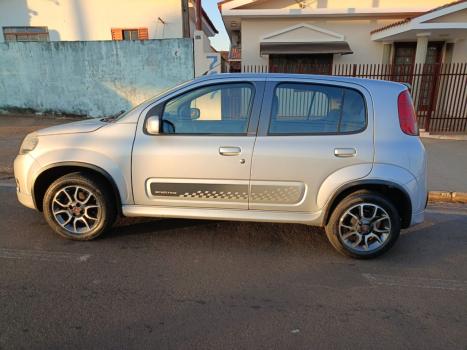 FIAT Uno 1.4 4P FLEX SPORTING, Foto 3