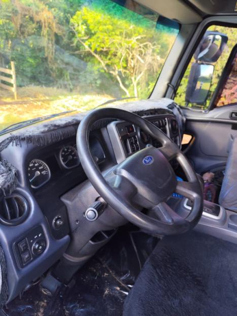 FORD Cargo 1933 TETO ALTO CNL, Foto 5