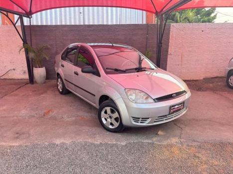 FORD Fiesta Sedan 1.6 4P FLEX, Foto 2