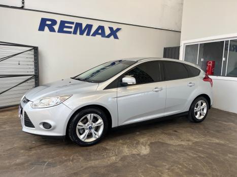 FORD Focus Hatch 1.6 16V 4P FLEX GL, Foto 2